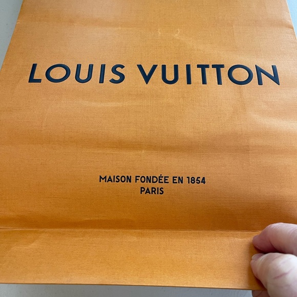 Louis Vuitton Empty Gift/Shopping Paper Bag 14X9X4 - Picture 3 of 8